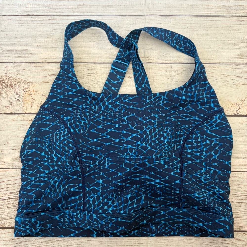 LULULEMON Pure Practice Bra Size 6